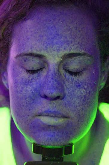 Invisible Killer in Plain Sight: The Real Threat of UV UV Lamps to Your Skin and Eyes