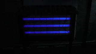 Powerful Super Large Solar Bug Zapper Outdoor for 8000 sq ft, Rechargeable Solar Mosquito Zapper wit